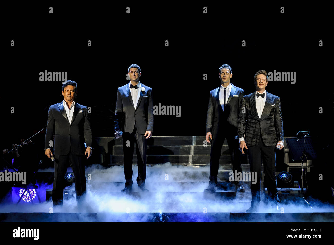 Pop Opera Groups Operatic pop vocal group Banque de photographies et d’images à haute ...