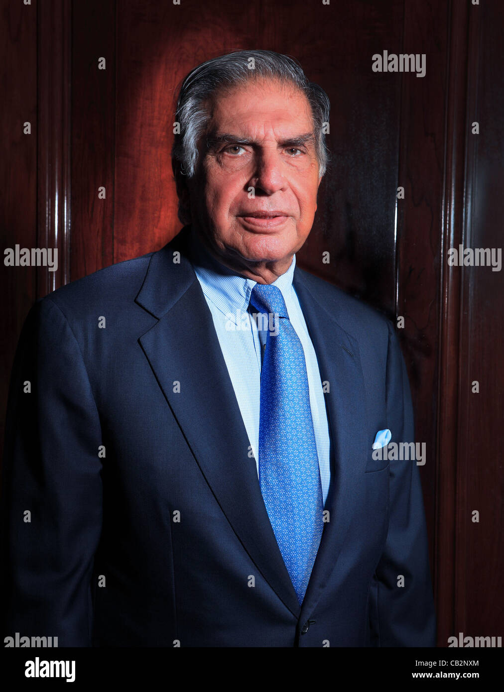 Peut16,2012 - Mumbai, Inde : Portrait de l'industriel indien Tata Rata, président de l'empire Tata de la Bombay House, le quartier général des groupes Tata à Mumbai. (Subhash Sharma) Banque D'Images