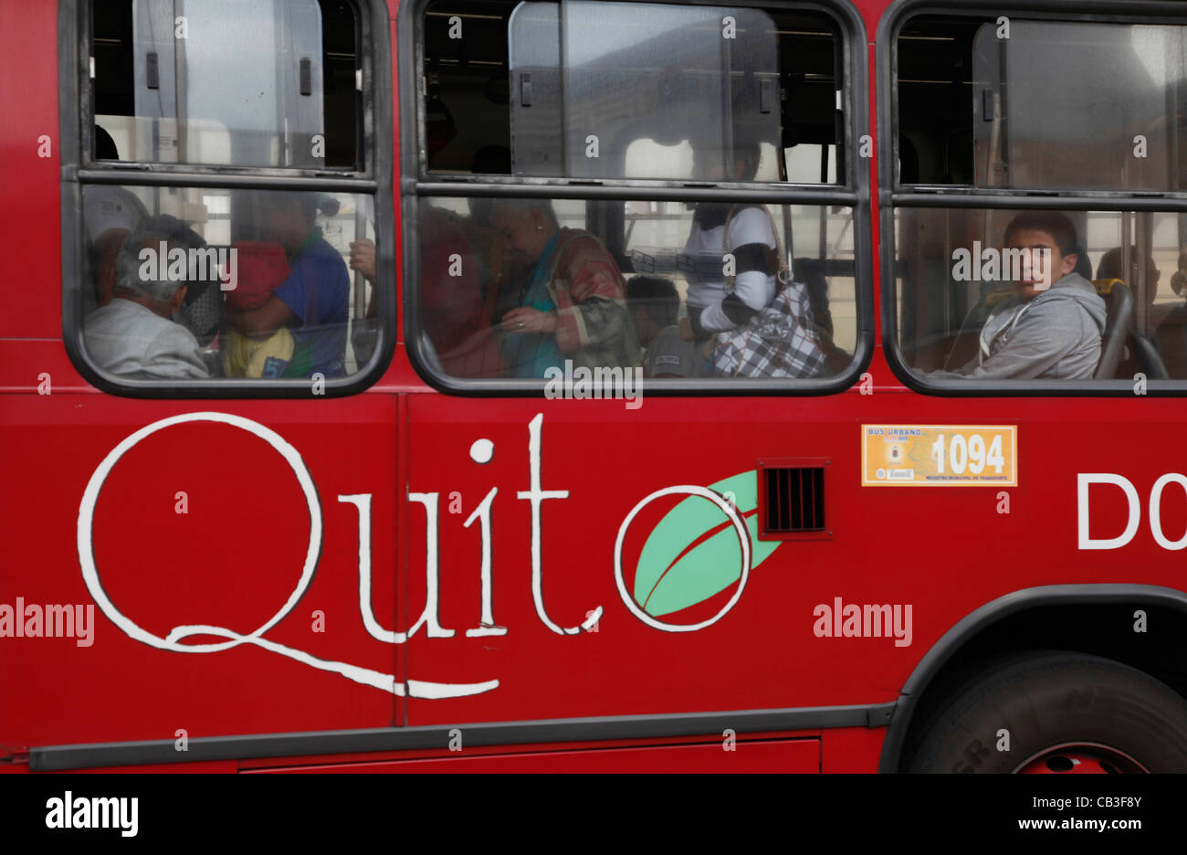 Quito transports en commun Banque de photographies et d’images à haute