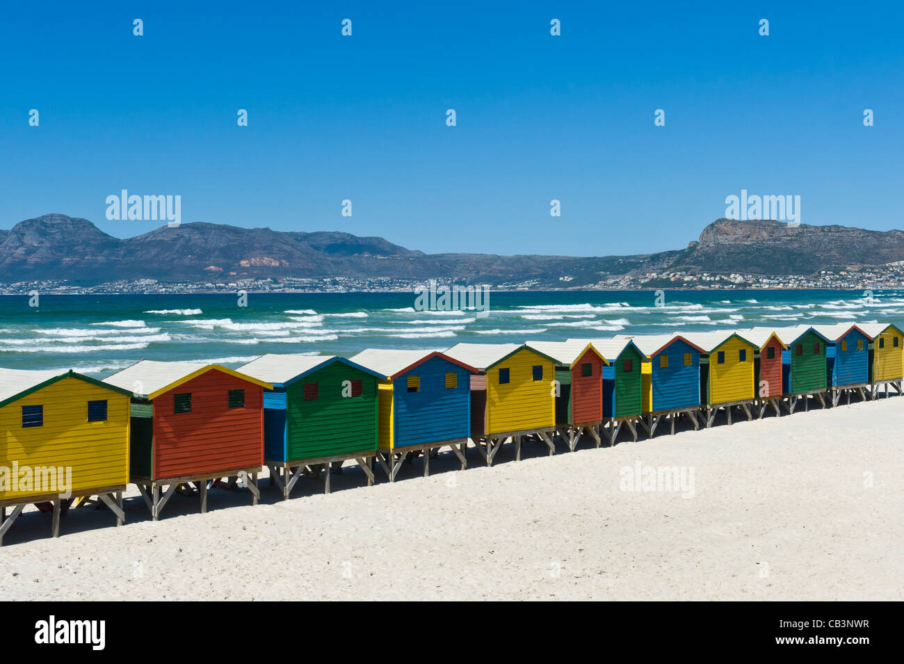 Cabines colorées Muizenberg Western Cape Afrique du Sud Banque D'Images
