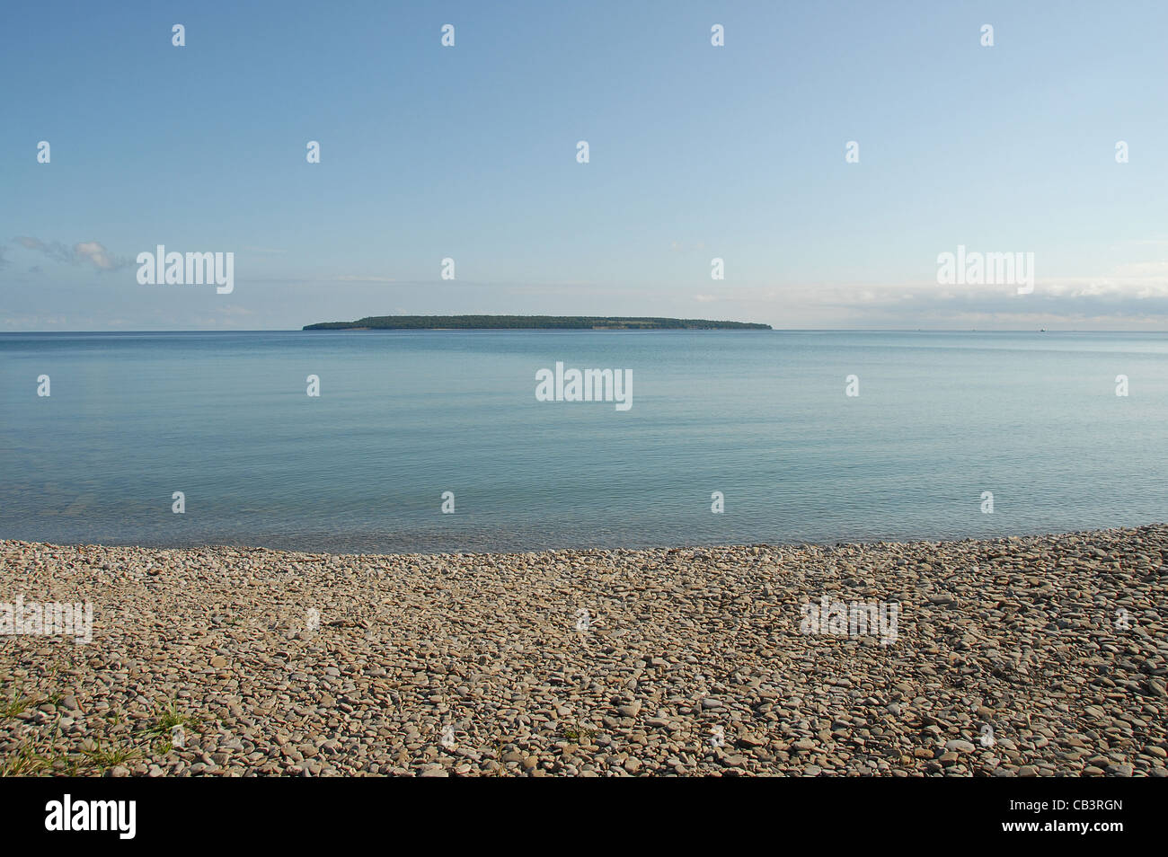 Griffith Island vu de Big Bay plage de galets de la baie Georgienne en Ontario, Canada Banque D'Images