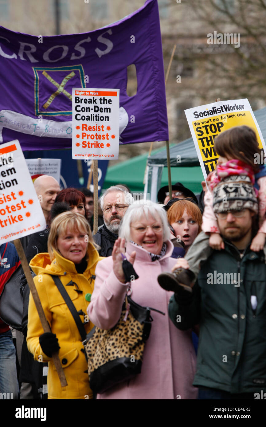 Manifestation contre Birmingham City Council de coupures d'emplois. Qui a eu lieu dans le centre-ville en février 2011. Banque D'Images
