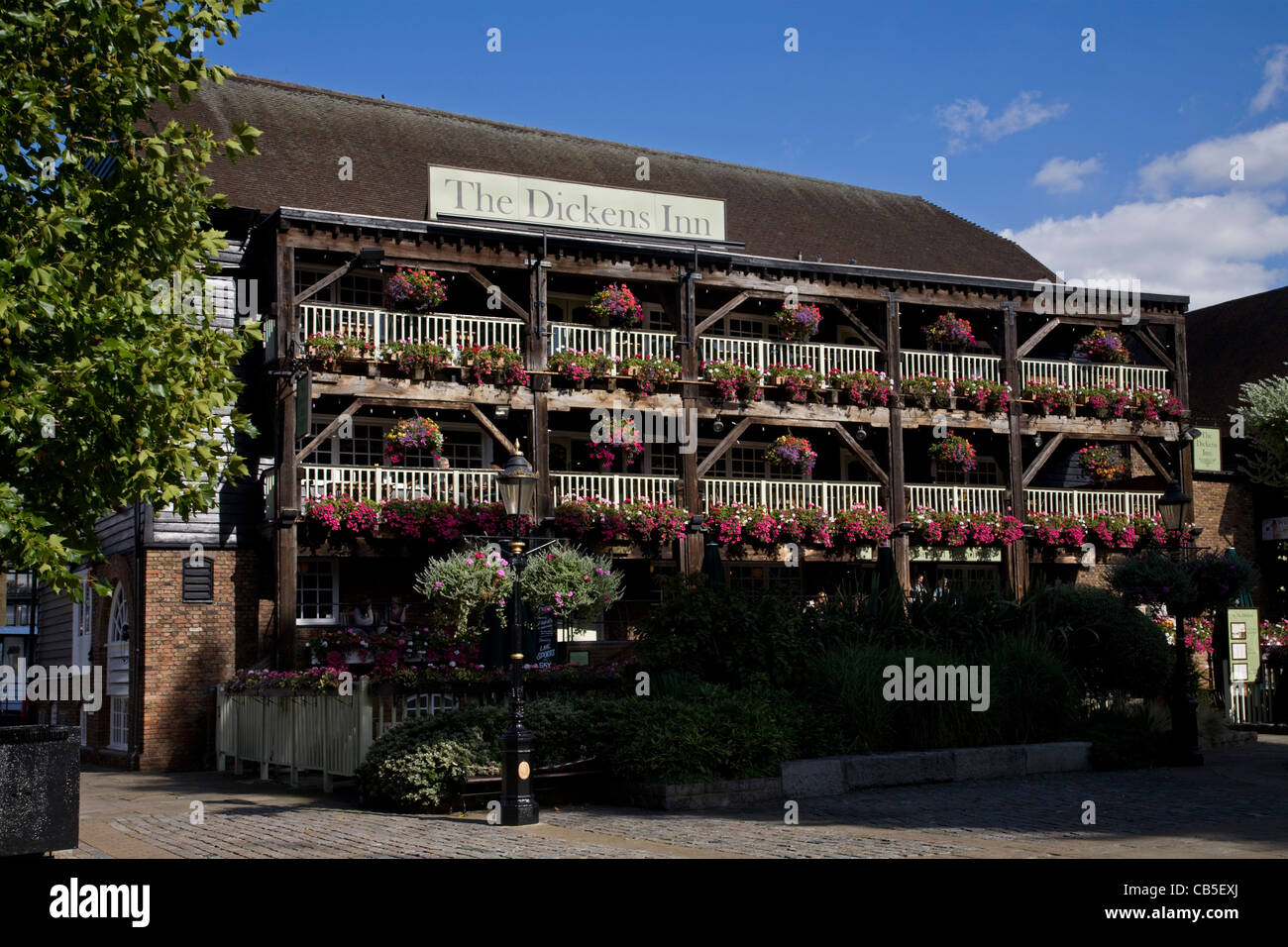 St Katherines wapping dock London England Banque D'Images