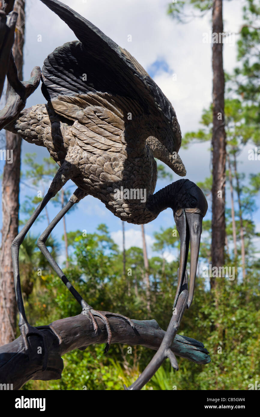 Stork sculpture à entrée de la National Audubon Society's Corkscrew Swamp Sanctuary, près de Naples, la Côte du Golfe, Florida, USA Banque D'Images