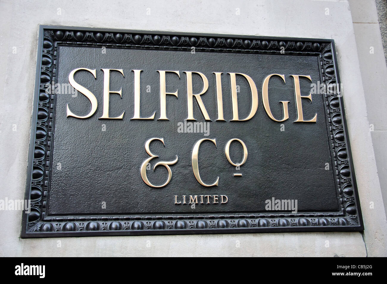 Grand magasin Selfridges plaque signalétique, Oxford Street, City of Westminster, London, Greater London, Angleterre, Royaume-Uni Banque D'Images