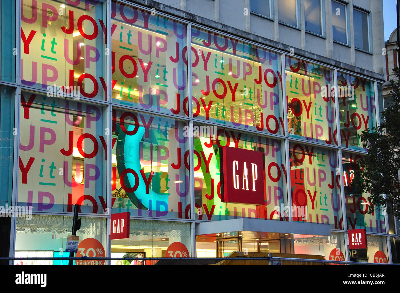 Magasin de vêtements Gap à Noël, Oxford Street, City of Westminster, London, Greater London, Angleterre, Royaume-Uni Banque D'Images