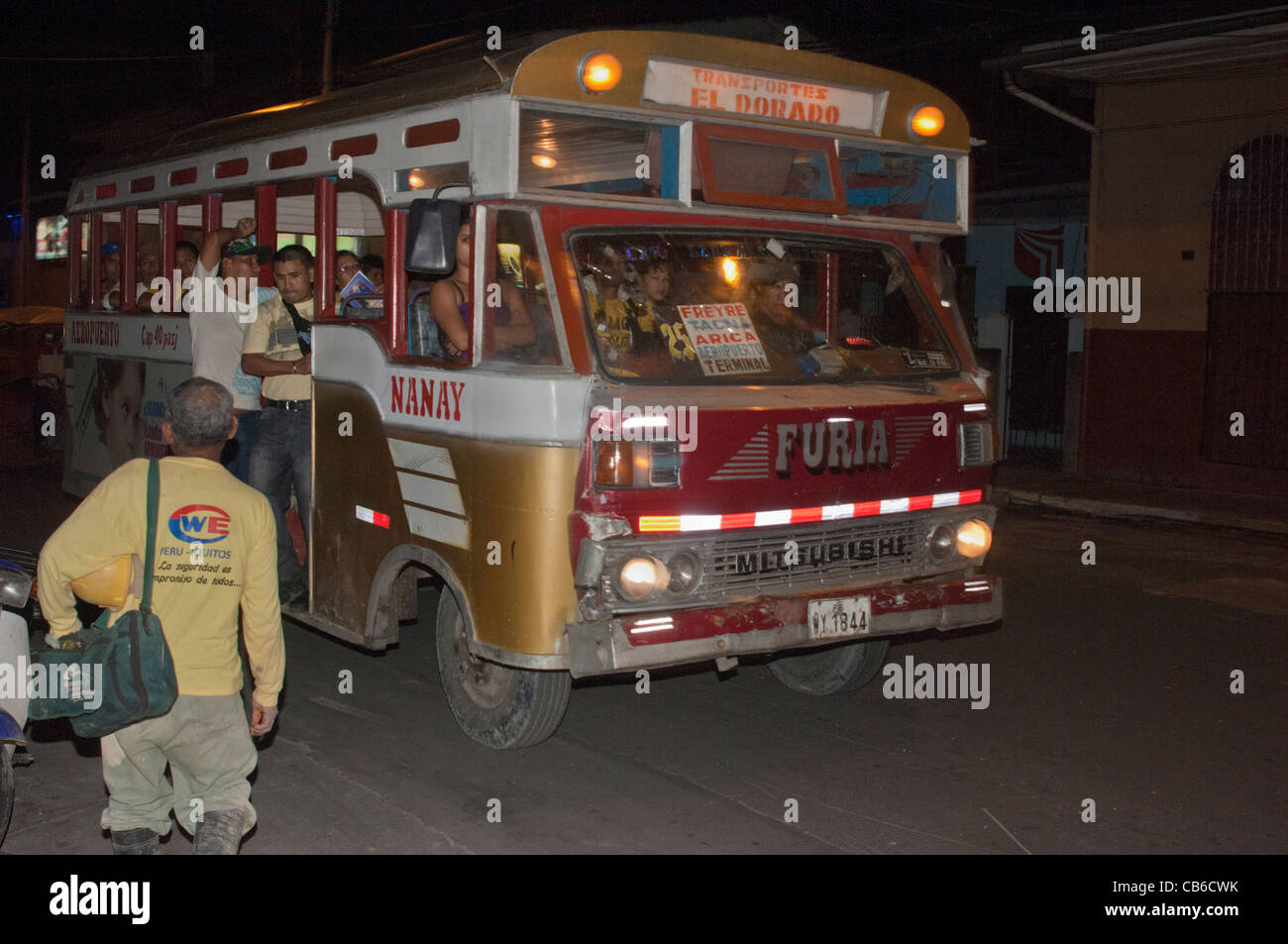 Un bus à Iquitos Loreto Amazon Banque D'Images