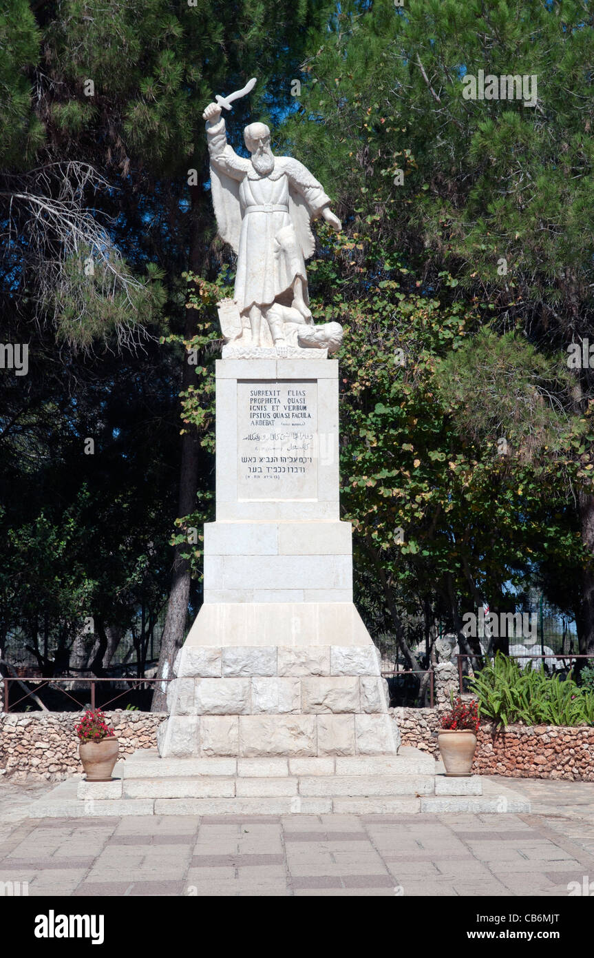 Statue remarquable du prophète Élie, un abattage prophètes de Baal, Mukhraka,Galilée, Israël, Asie, Moyen Orient Banque D'Images