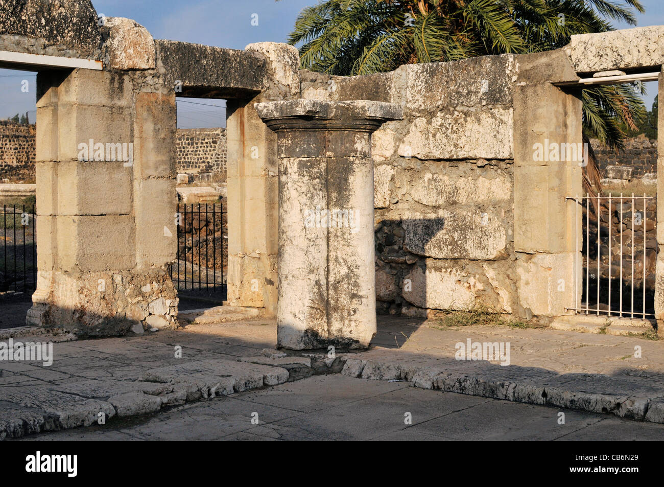 Fragment de 4e siècle synagogue,Capernaüm, Galilée, Israël, Asie, Moyen Orient Banque D'Images