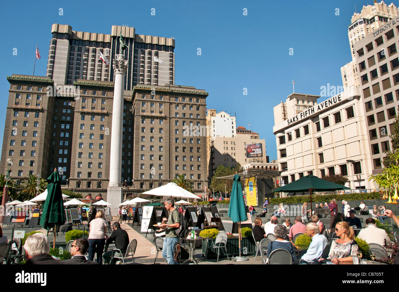 Union Square San Francisco California City Bar Trottoir Saks Fifth Avenue Banque D'Images