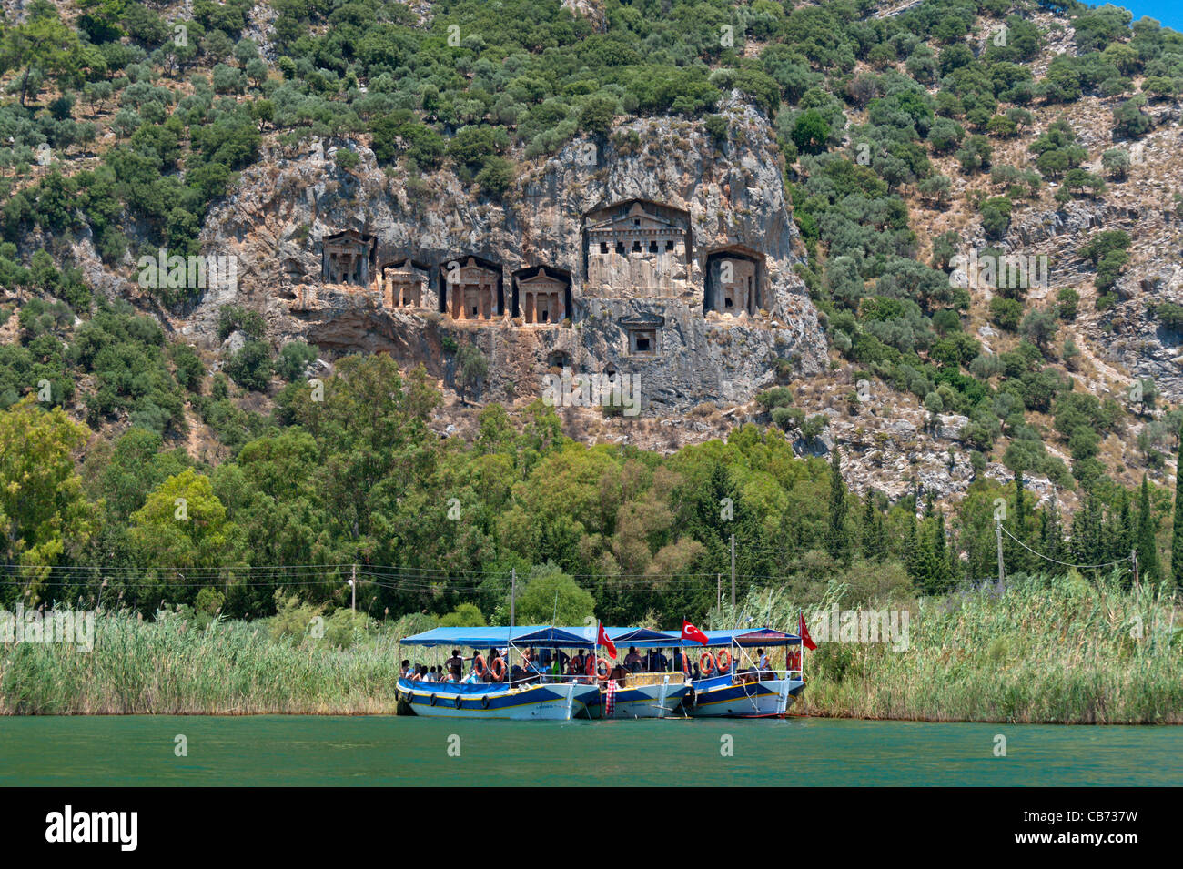 Rock Tombs de l'ancienne ville, rivière Dalyan Caunos Marmaris Turquie Banque D'Images
