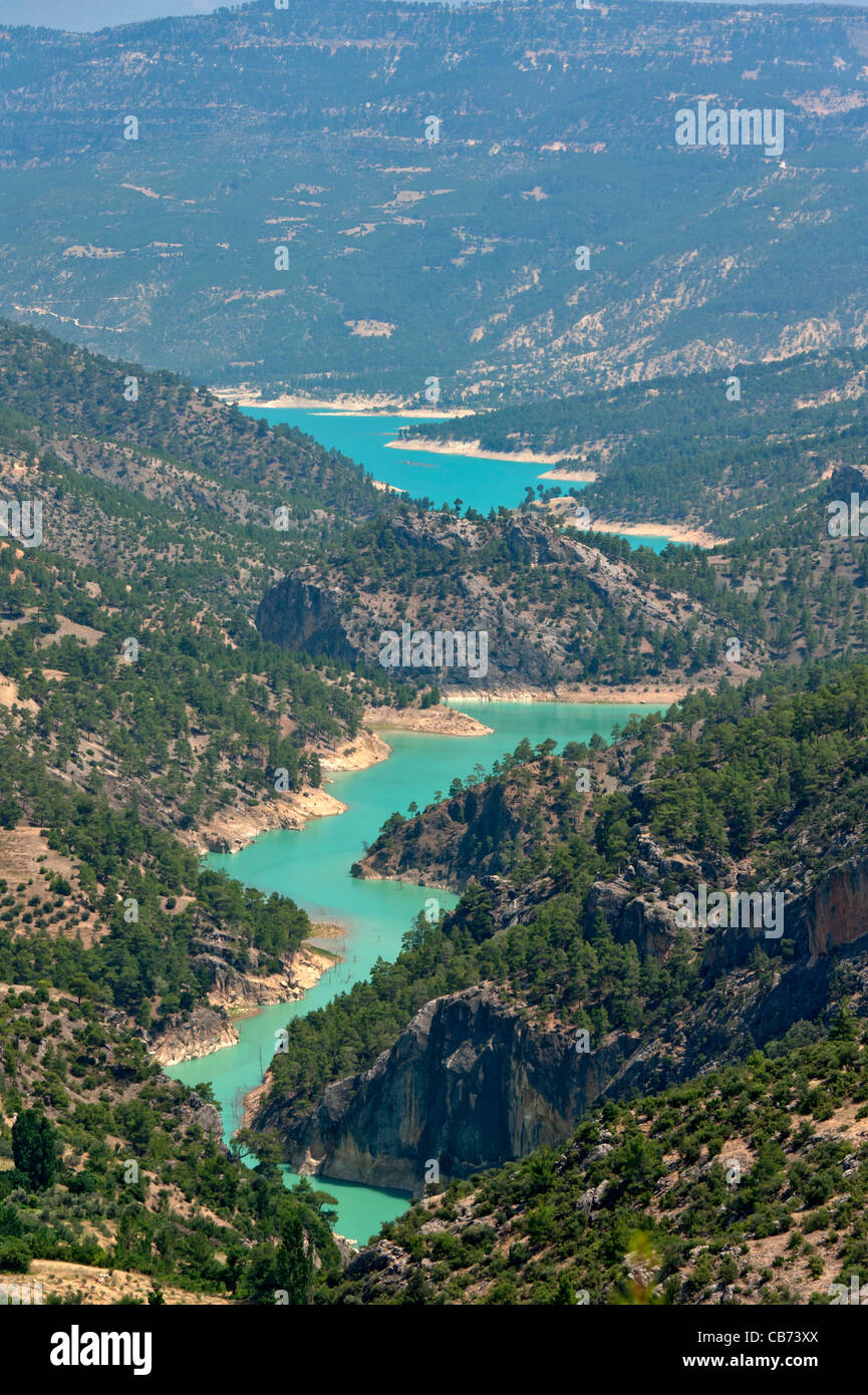 Vue panoramique sur le lac du barrage d'Ermenek Rivière Göksu Turquie Banque D'Images