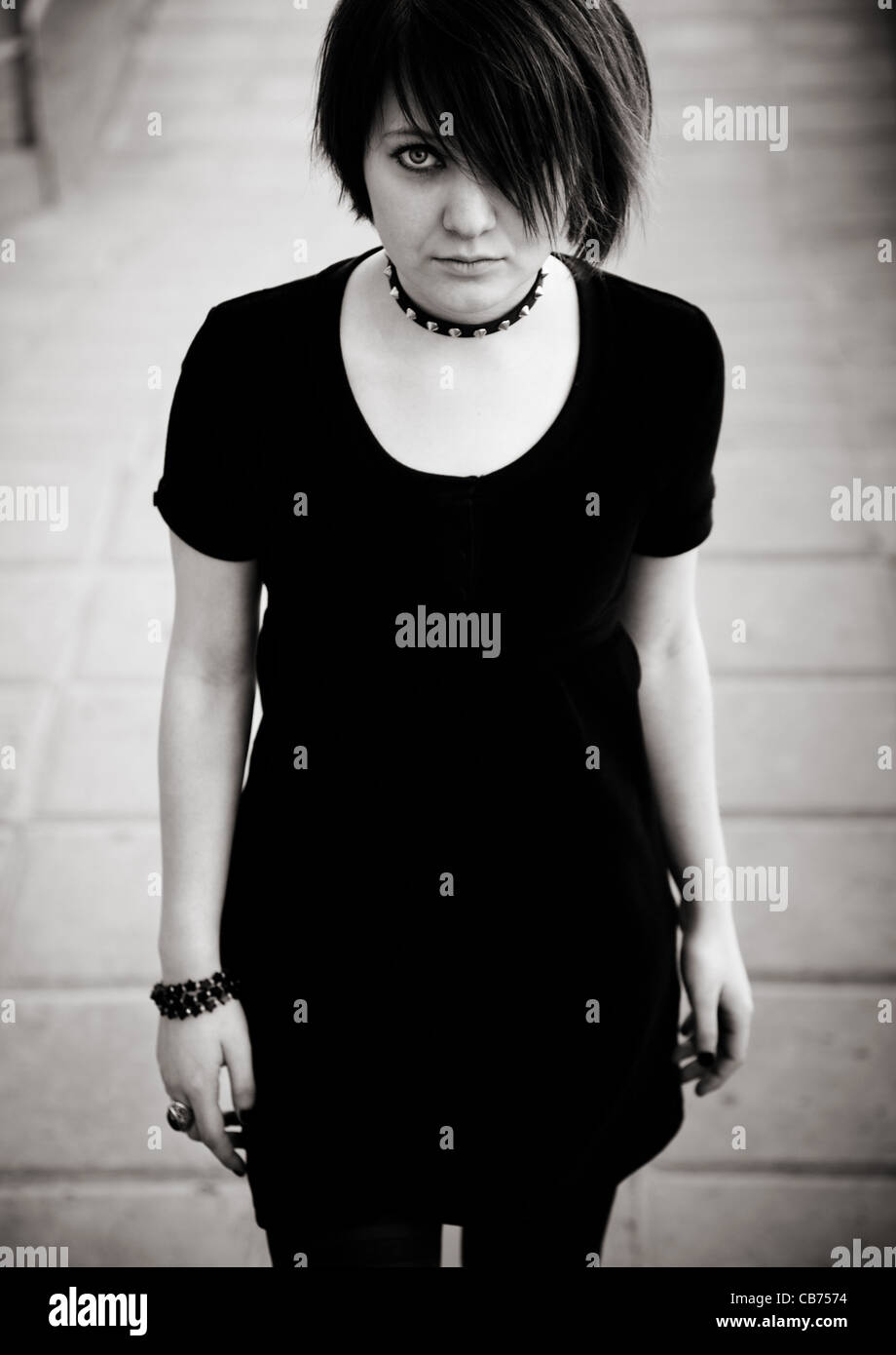 Emo girl tonique spécial photo film f/x, focus point sur le visage de jeune femme Banque D'Images