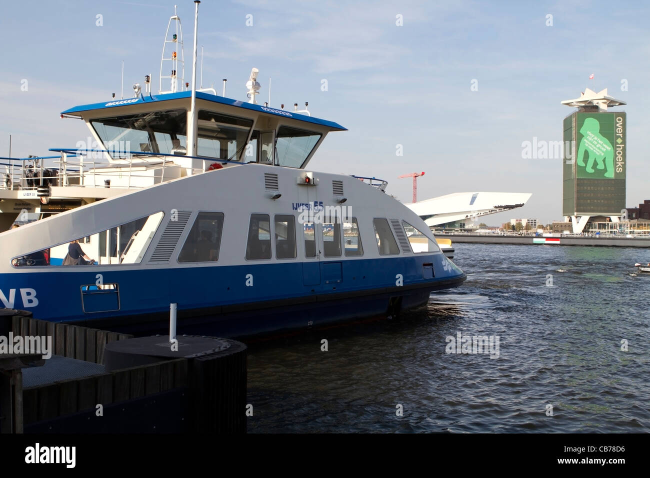 Au service de ferry d'Amsterdam, Pays-Bas Banque D'Images