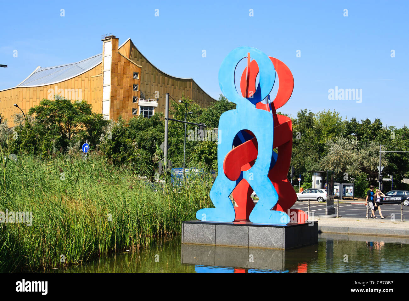 Les boxeurs sculpture de Keith Haring Potsdamer Platz. Berlin, Allemagne. Banque D'Images