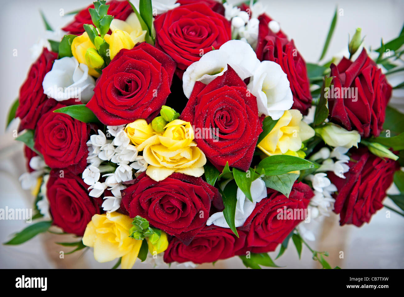 Bouquet de mariage rose rouge Banque D'Images