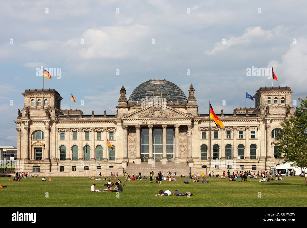 Vue de l'après-midi du Reichstag et de motifs, Berlin, Allemagne. Banque D'Images