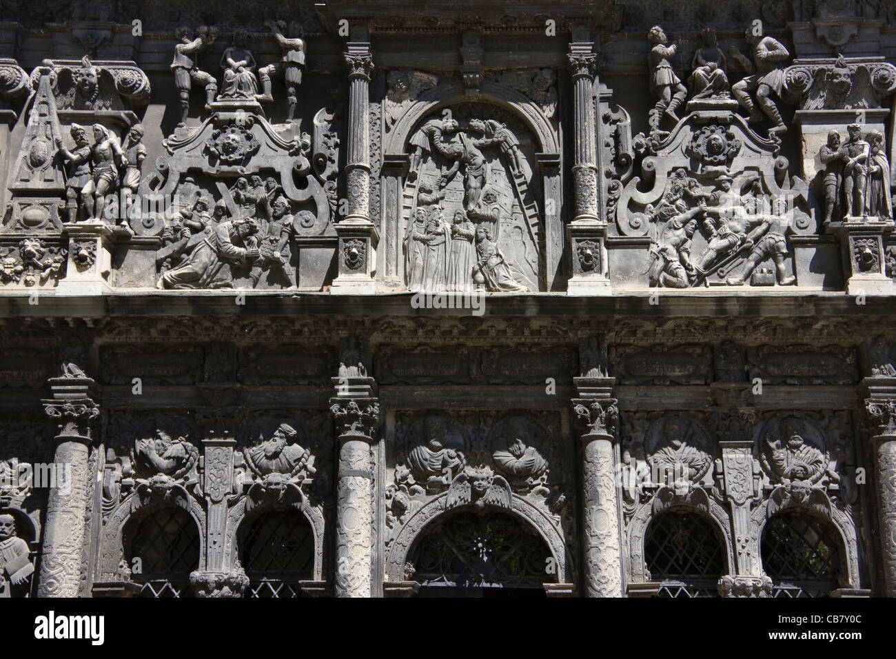 Sculpter à Latin-Rite Cathédrale de l'Immaculée Conception, Lviv, Ukraine Banque D'Images