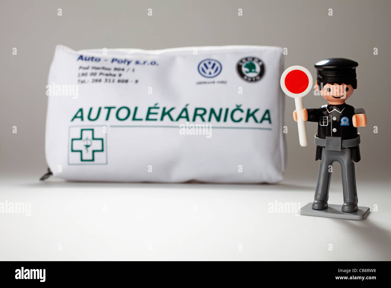 Trousse de premiers soins pour voitures édition 2011, République tchèque. (CTK Photo/Martin Sterba) Banque D'Images