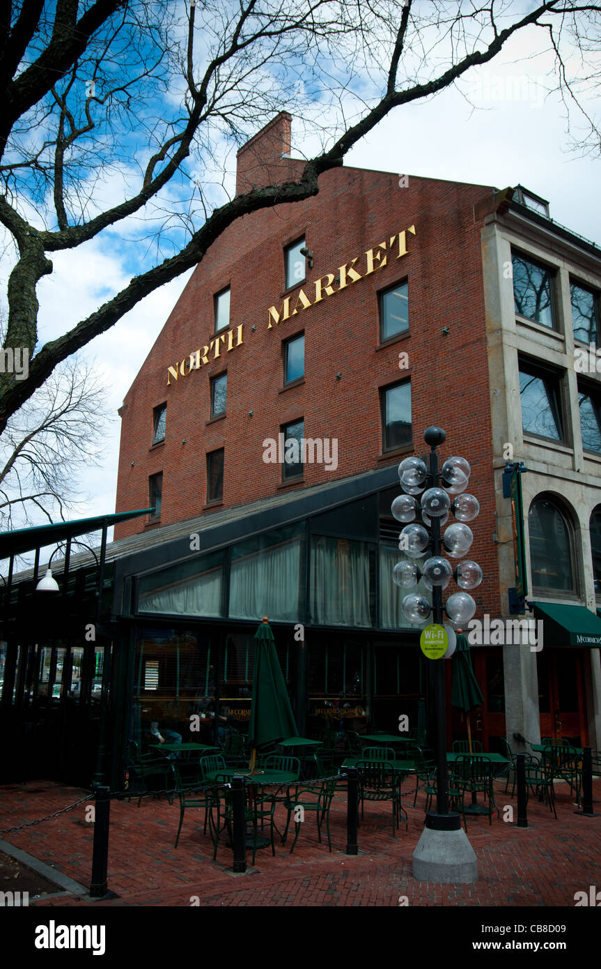 Marché du bâtiment dans Quincy market, Boston, MA Banque D'Images