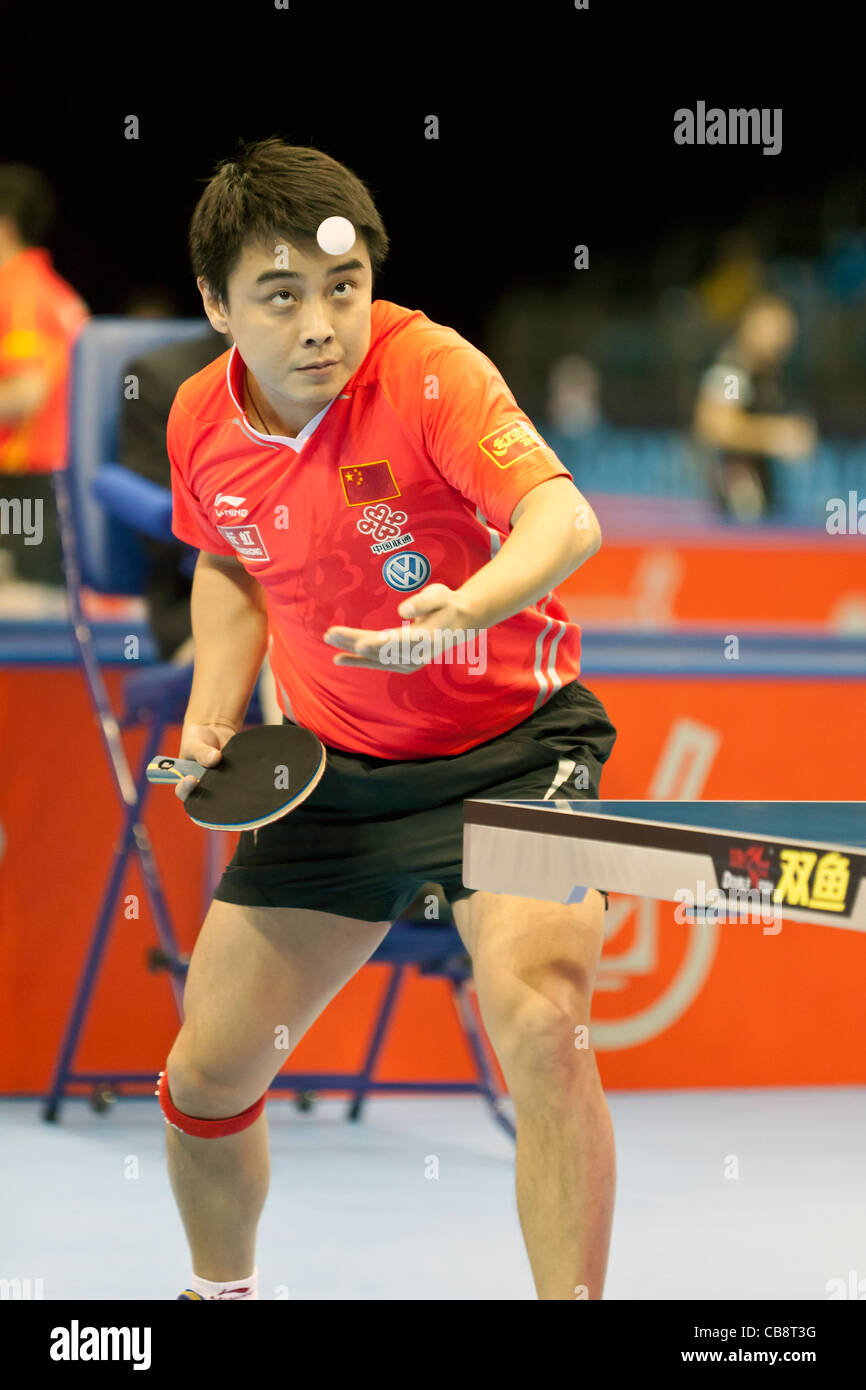 Wang Hao en compétition dans l'épreuve de tennis de table, de l'ExCel de Londres Banque D'Images