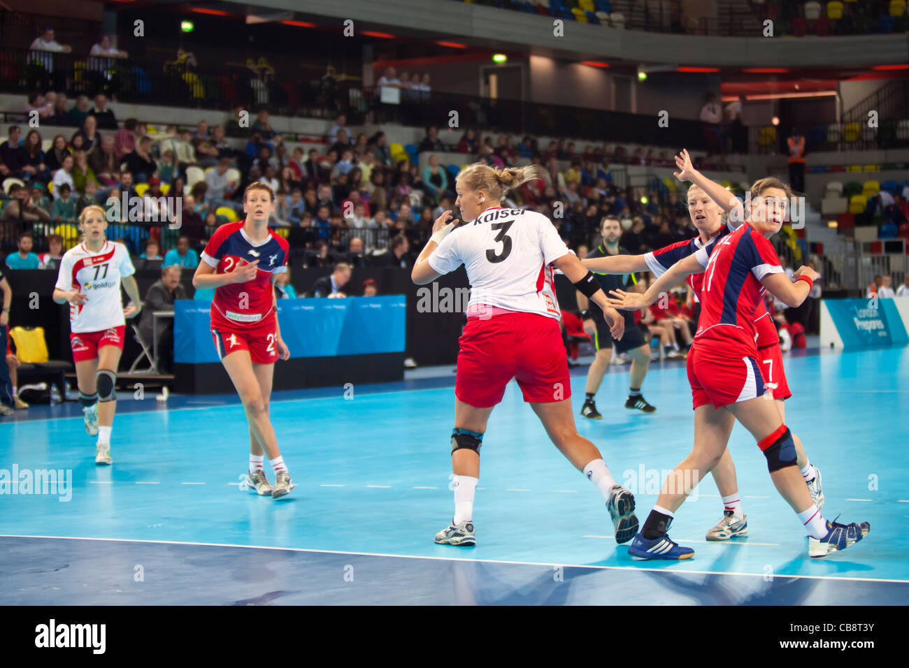 Autriche / Grande-bretagne au Women's Londres Handball Cup. Tenue à l'Arène de handball, au Royaume-Uni. Banque D'Images