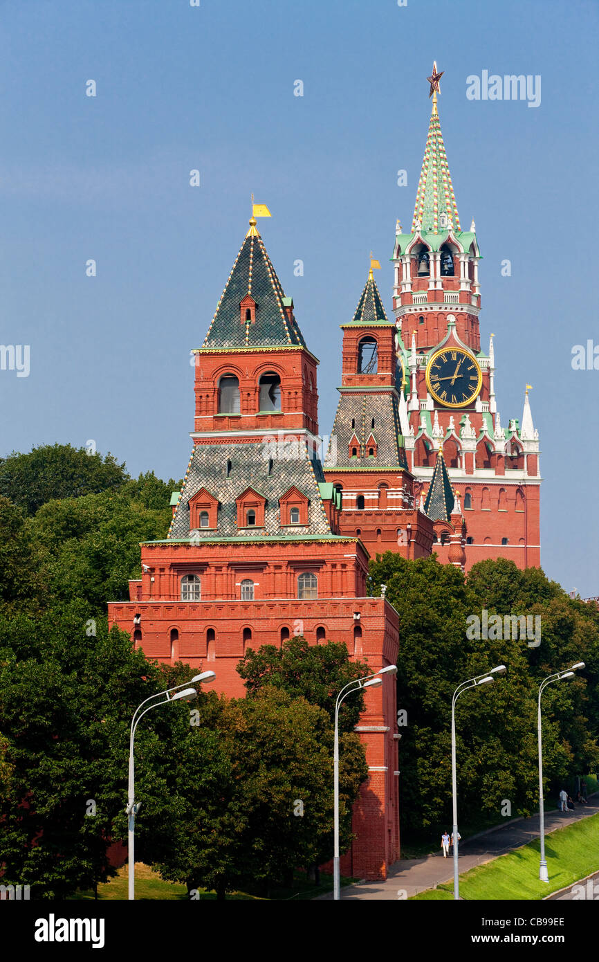 La tour Spasskaya du Kremlin, Moscou, Fédération de Russie Banque D'Images