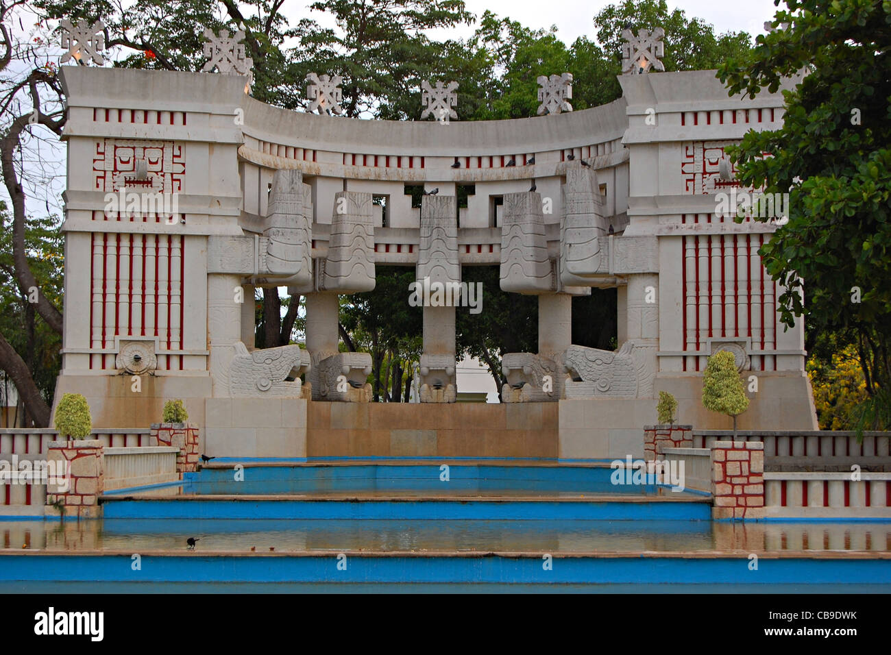 Monument merida mexico Banque de photographies et d’images à haute ...