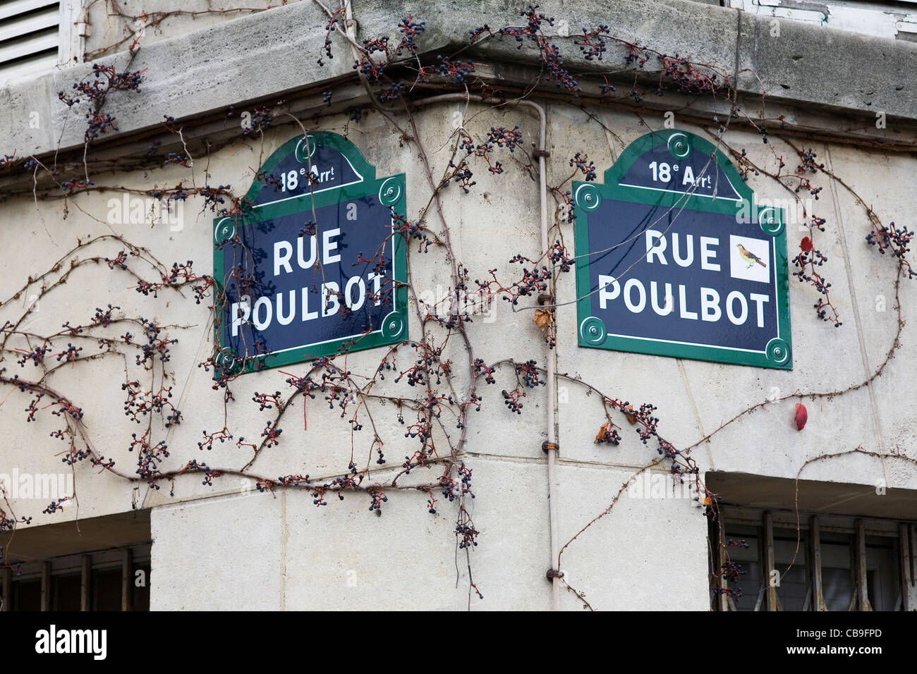 Montmartre Rue Poulbot Street Sign Paris France Banque D'Images