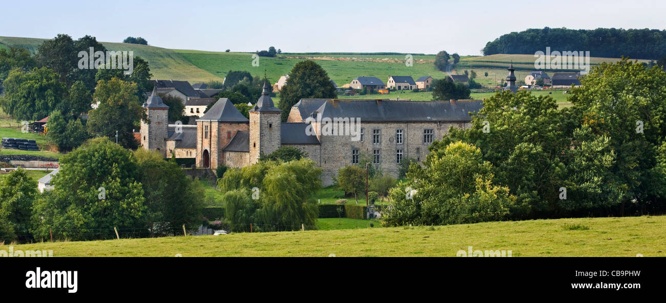 Ferme château / château-ferme de Falaën, Bastogne dans les Ardennes Belges, Namur, Wallonie, Belgique Banque D'Images