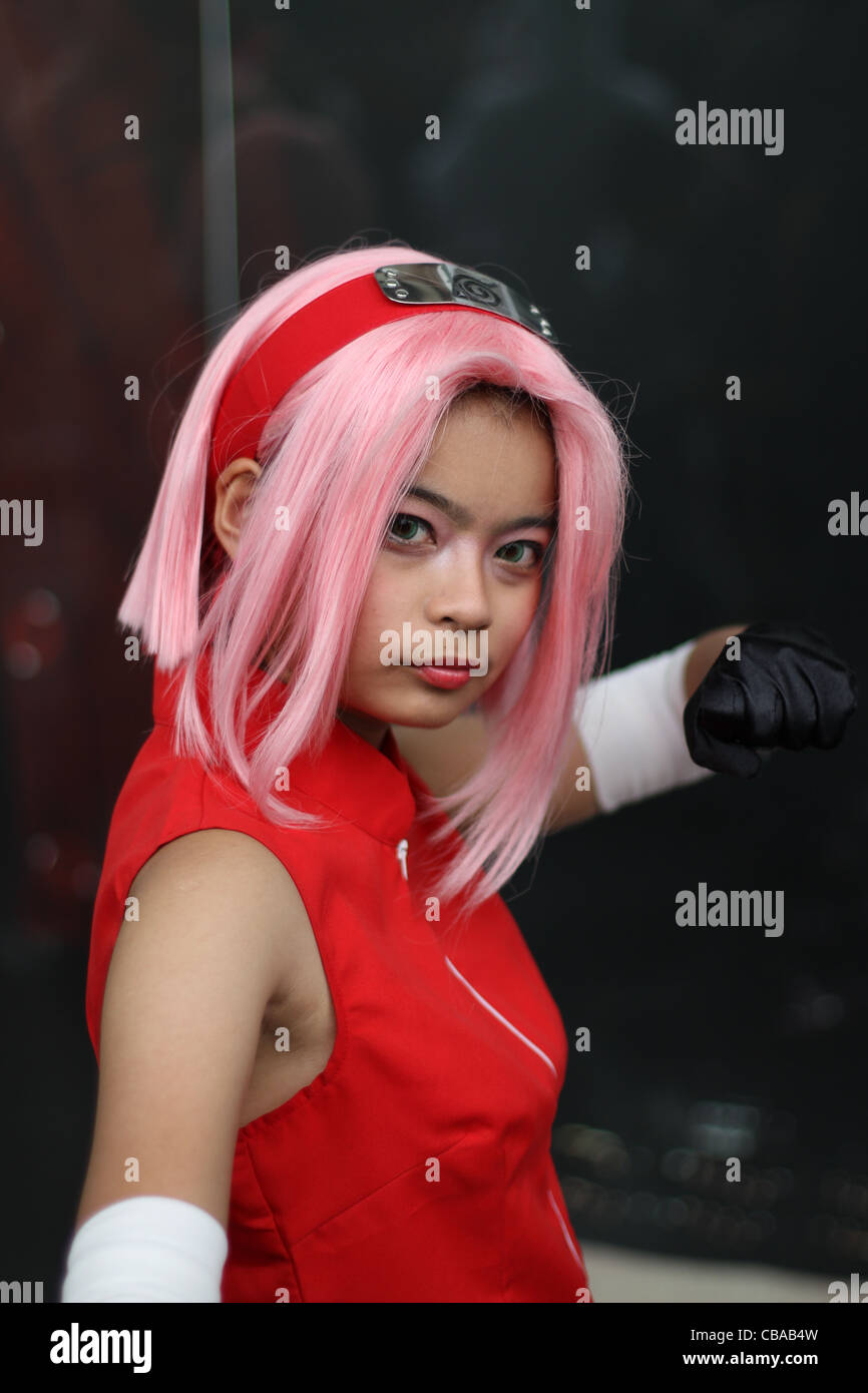 Une fille thaïe prend part à un concours de cosplay dans le centre de Bangkok. Banque D'Images