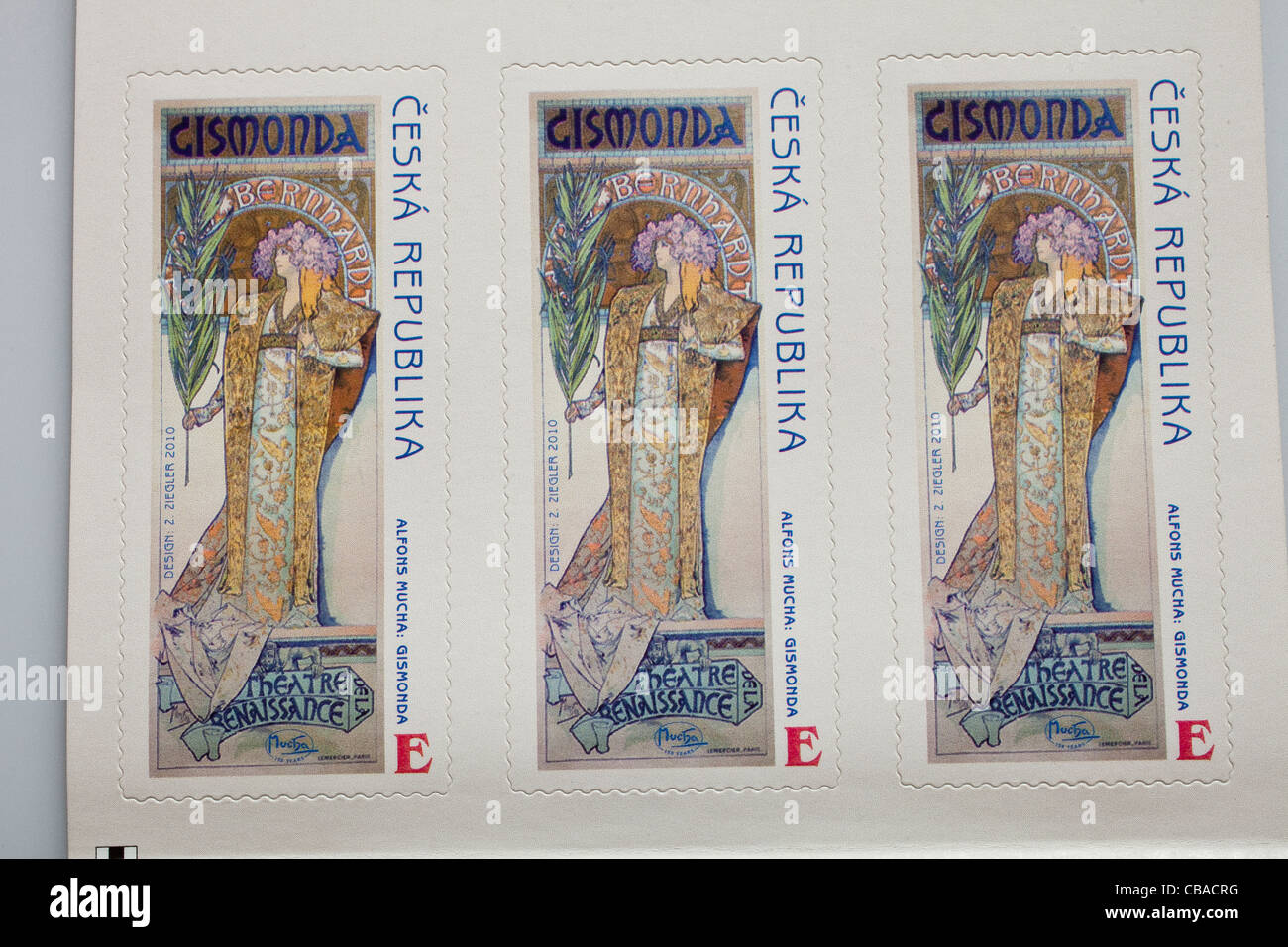 E tchèque (Europe) Dénomination des timbres avec Gismonda mobile par le peintre Alfons Mucha (1860-1939). (CTK Photo/Martin Sterba) Banque D'Images