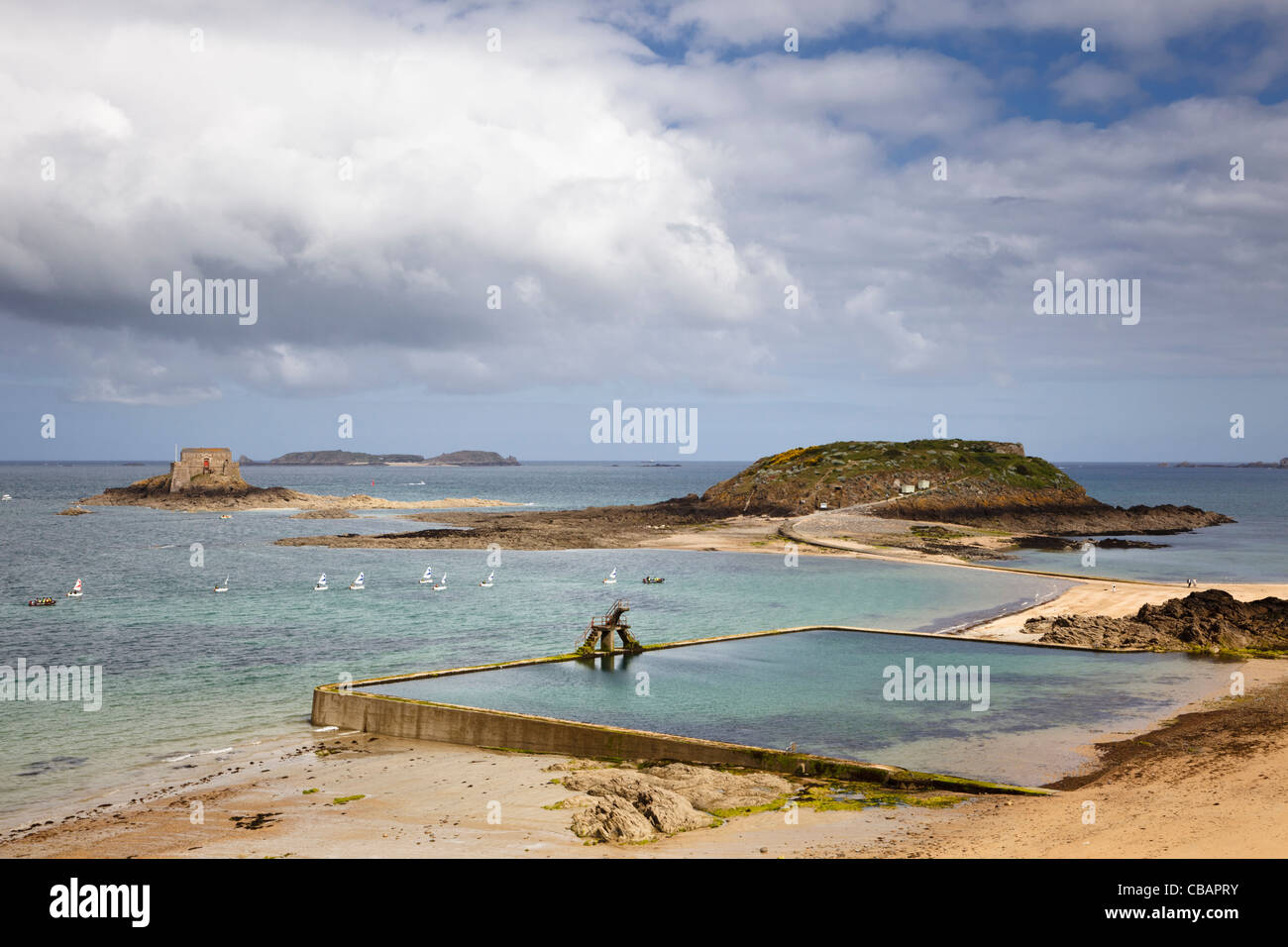 St Malo Bretagne France Plage Piscine De Marée Et D