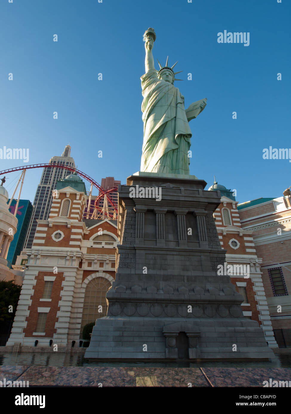 R?�plique de la Statue de la libert?� en face du New York, New York ?� Las Vegas Photo Stock - Alamy