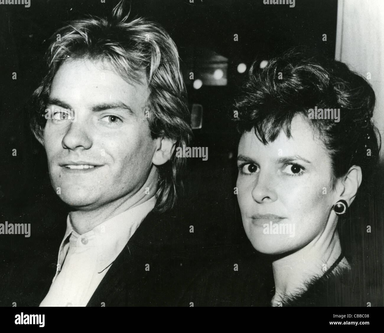 La police Sting avec la première épouse Frances Tomelty en 1983 Banque D'Images