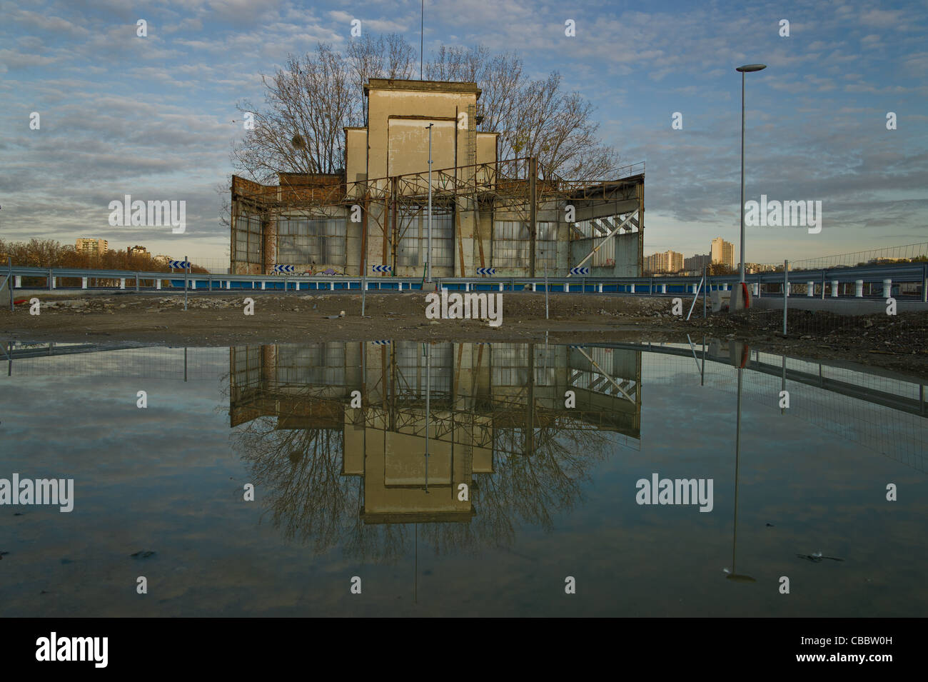 Le 'Bridge' Renault l'île de Seguin, Rives de Seine., Coucher de Boulogne Billancourt. Island prend un nouveau look, l'un des Banque D'Images