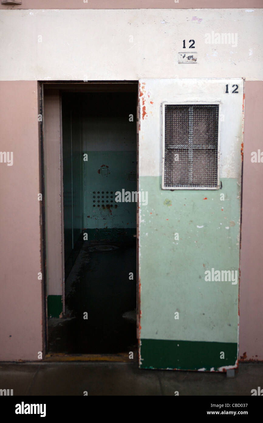 Nombre de cellules 12, utilisé pour l'isolement cellulaire, 'Le trou', l'île d'Alcatraz, San Francisco, Californie, États-Unis d'Amérique Banque D'Images