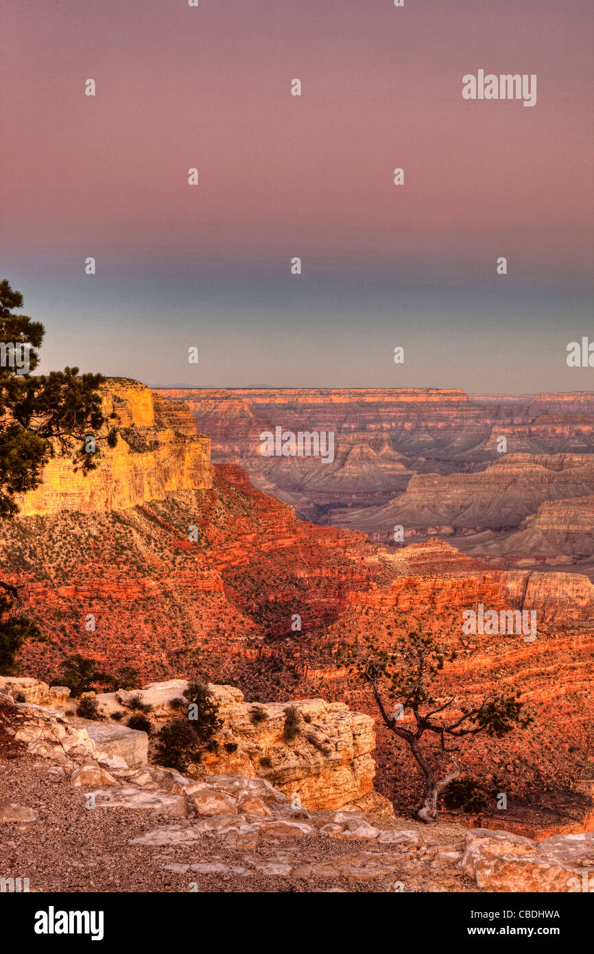 Le lever du soleil, Grand Canyon, South Rim, Arizona, USA Banque D'Images