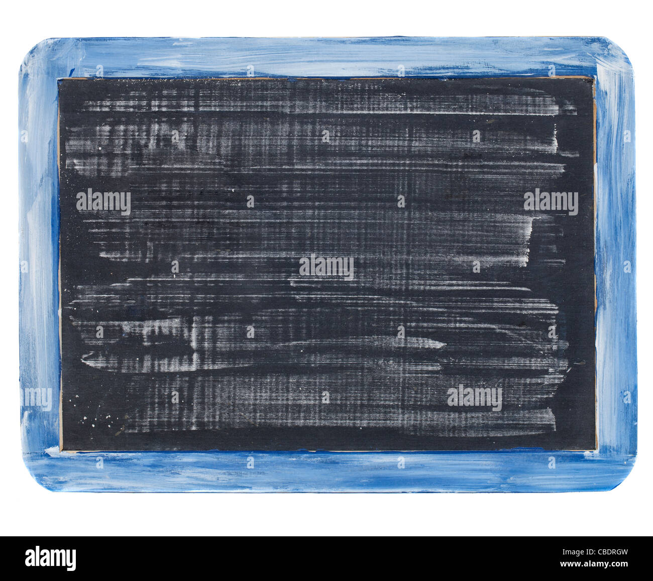 Petit tableau noir ardoise grunge avec craie blanche, texture rugueuse, cadre en bois bleu, isolated on white Banque D'Images
