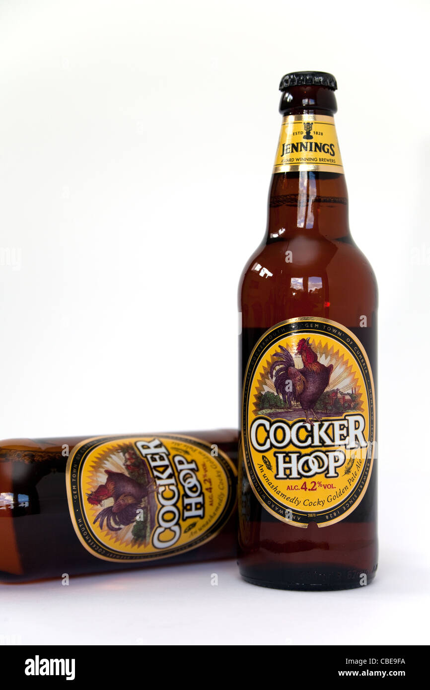 Bouteilles de bières en bouteille britannique Cocker Hoop Banque D'Images