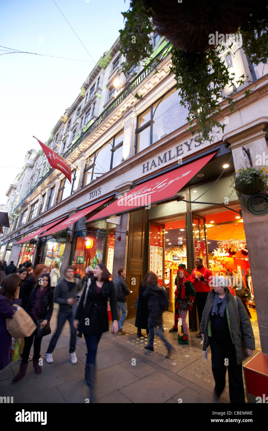 Le magasin de jouets Hamleys, Regents Street London England uk united kingdom Banque D'Images