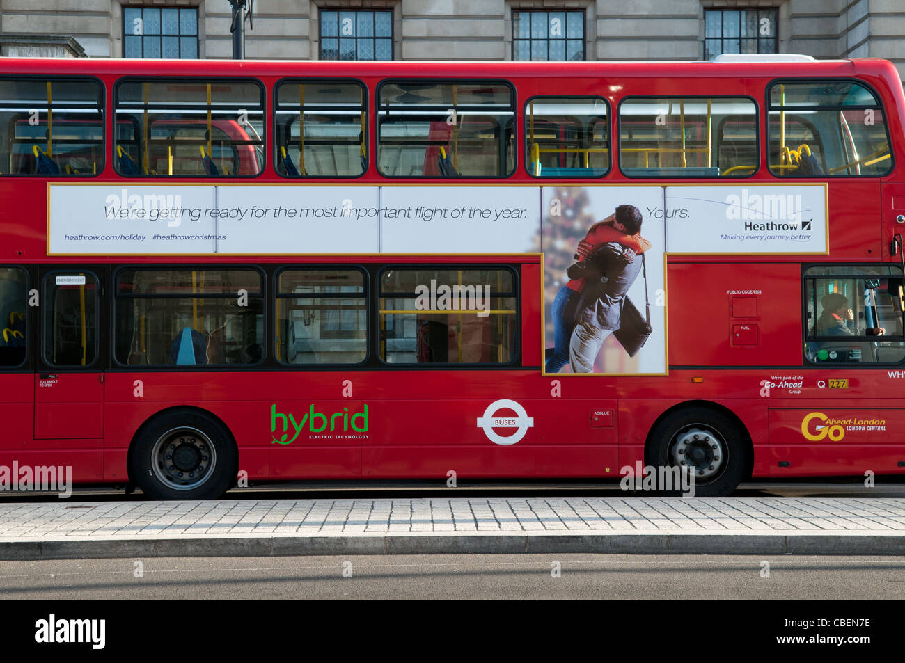 London Bus, Whitehall, Londres, Angleterre, RU Banque D'Images