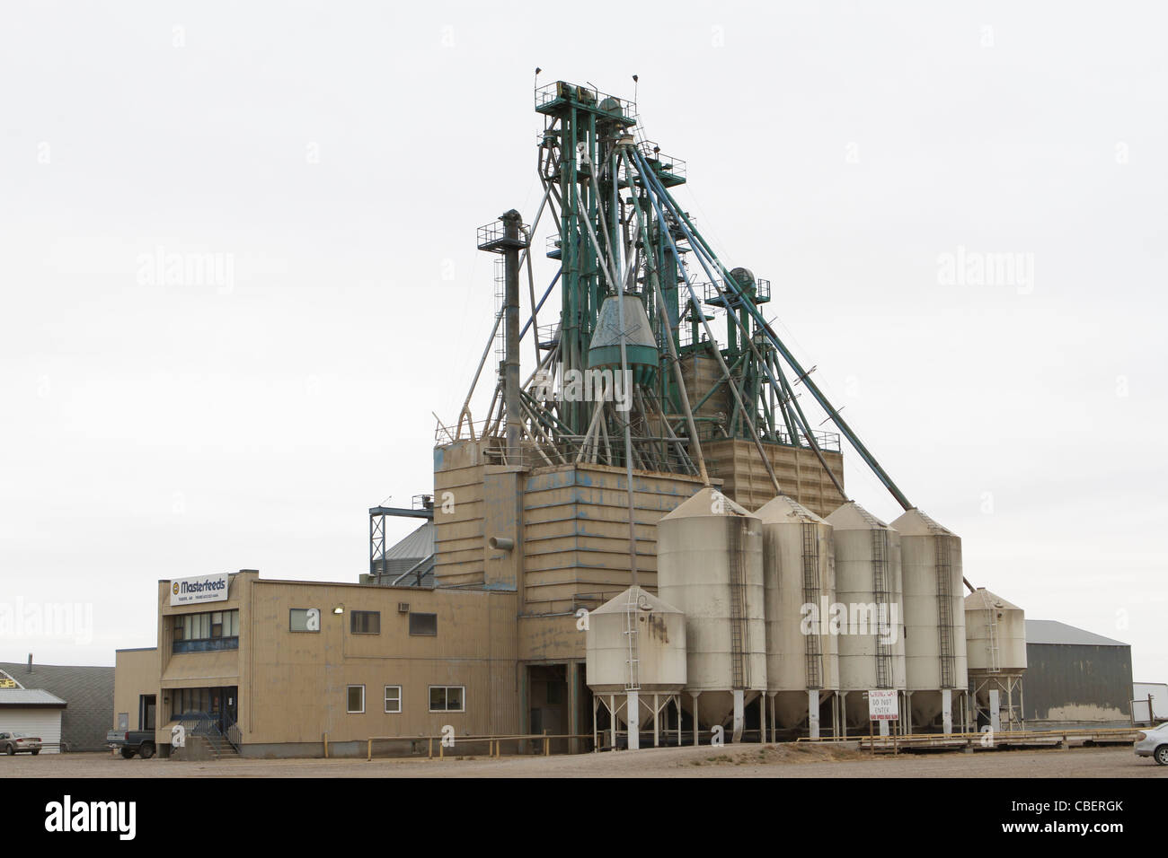 Usine de traitement des pommes de terre dans la région de Tabor, Alberta, Canada, prairies canadiennes Banque D'Images