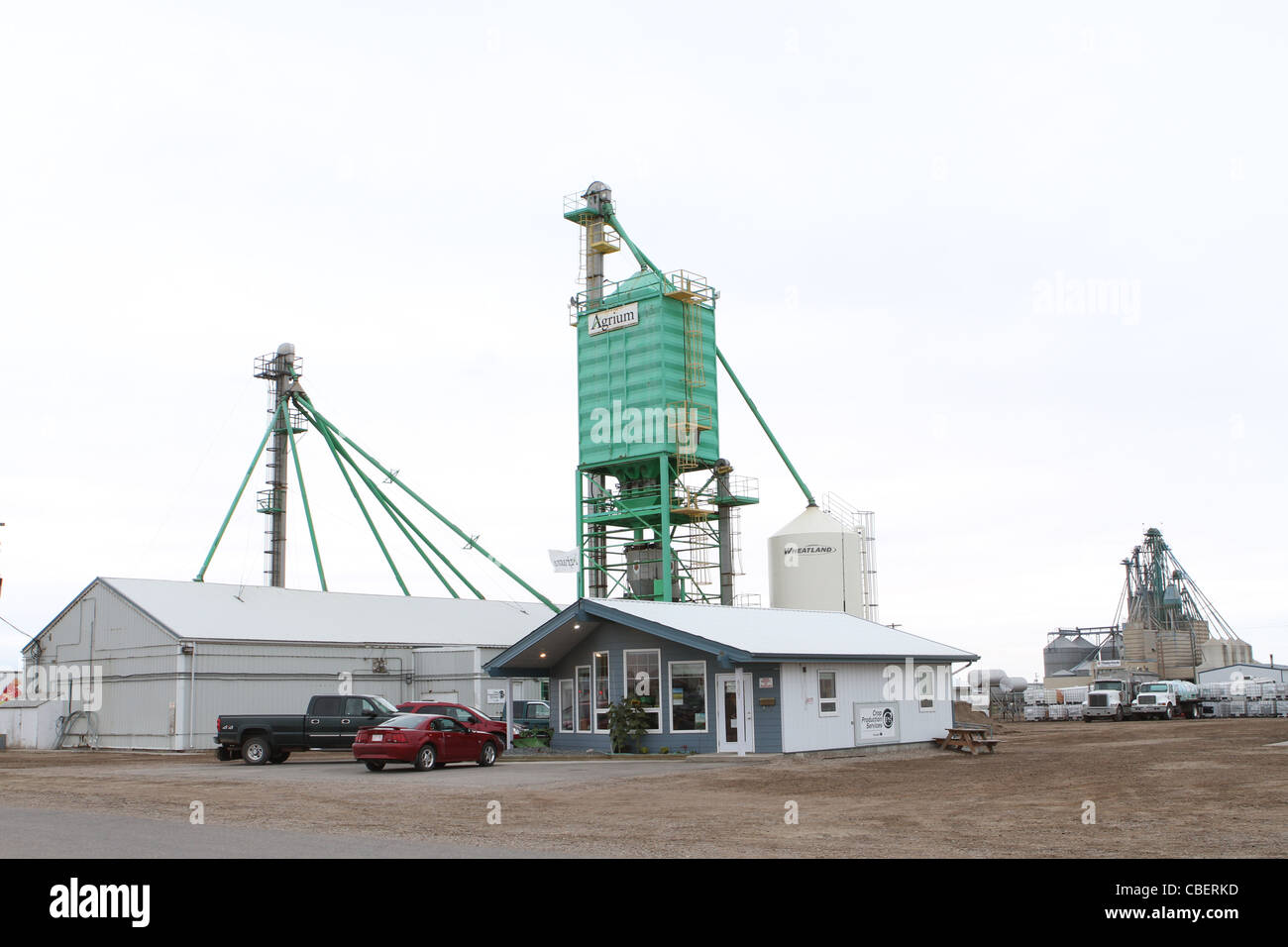 Usine de traitement des pommes de terre dans la région de Tabor, Alberta, Canada, prairies canadiennes Banque D'Images