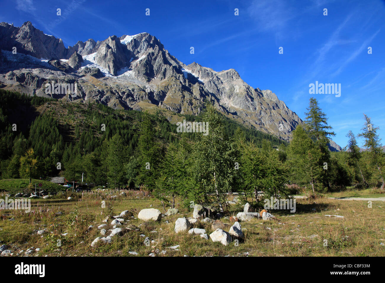 L'Italie, les Alpes, vallée d'Aoste, Val Ferret, Les Grandes Jorasses, Banque D'Images