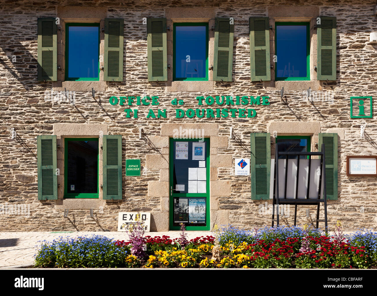 Jolie office de tourisme de Chateauneuf du faou, Finistère, Bretagne, France Banque D'Images