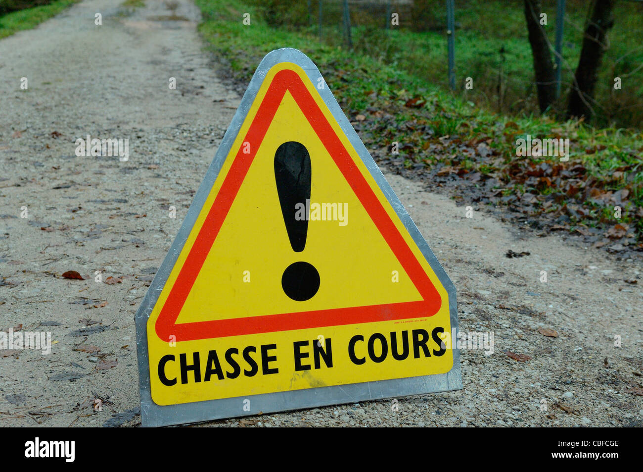 Panneau d'avertissement de la chasse en battue, Baerenthal, forêt Parc naturel des Vosges du Nord, Moselle, France Banque D'Images