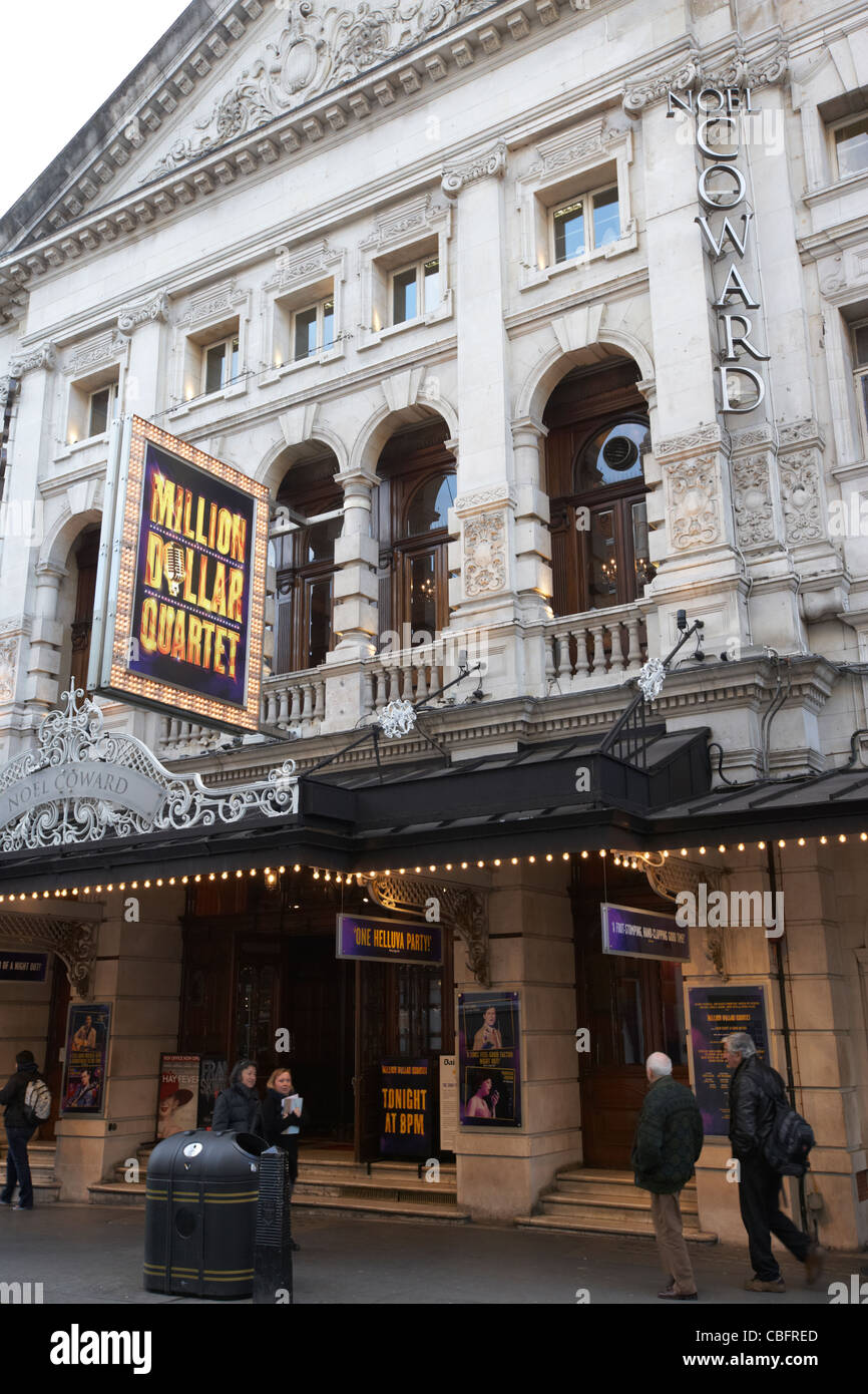 La Noel Coward Theatre montrant million dollar quartet des théâtres de West End de Londres Angleterre Royaume-Uni Royaume-Uni Banque D'Images