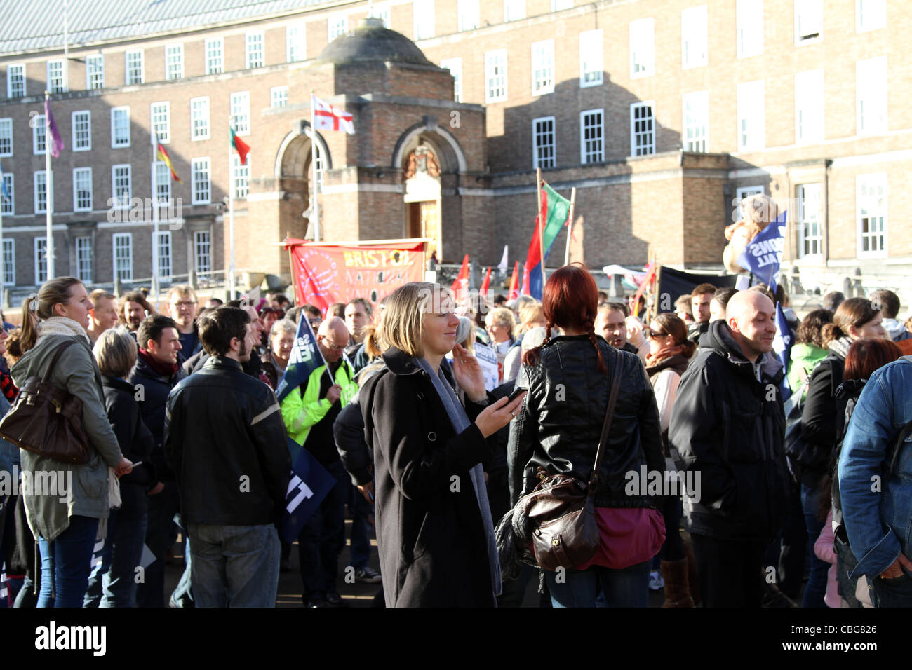 Les réductions de pensions du secteur public et de mars commence le Rallye College Green, 30 novembre 2011, Bristol, Royaume-Uni. Banque D'Images