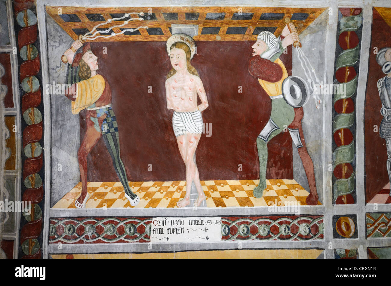 Flagellation de Saint Sébastien, fresque peinture murale ou dans la chapelle de St Sébastien (1513), Roubion, Alpes-Maritimes, France Banque D'Images